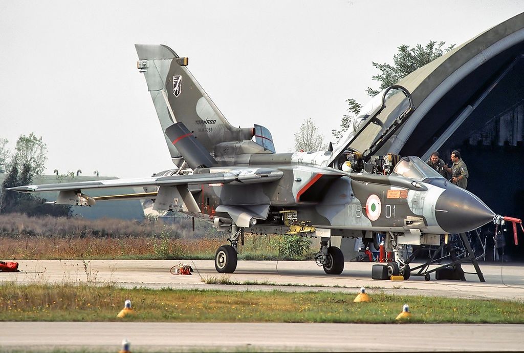 esempio decalcomanie veivoli